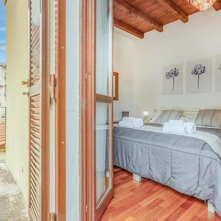 Apartment Porta Romana Vibes - A Truly Milanese Escape Milan